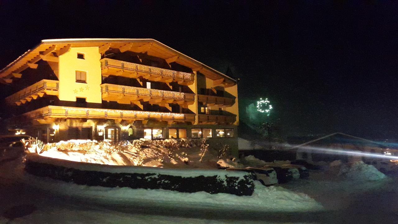 Hotel Gasthof Jaeger Zillertal Schlitters Exterior photo